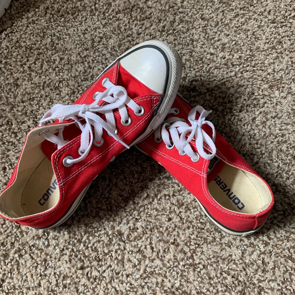 Red converse